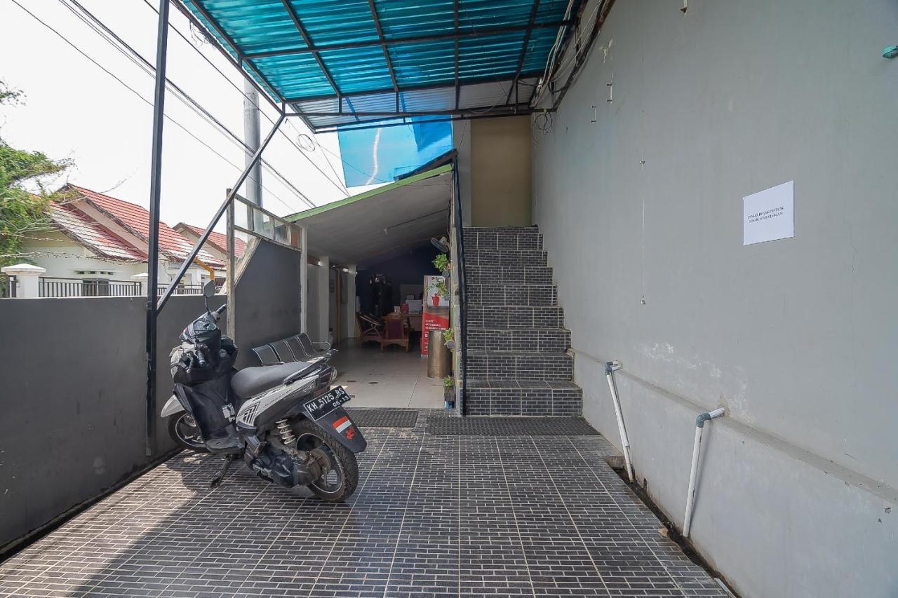 Reddoorz Syariah At Jalan Cilik Riwut Kapuas Hotell Kualakapuas Eksteriør bilde