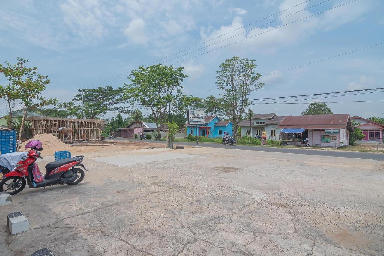 Reddoorz Syariah At Jalan Cilik Riwut Kapuas Hotell Kualakapuas Eksteriør bilde