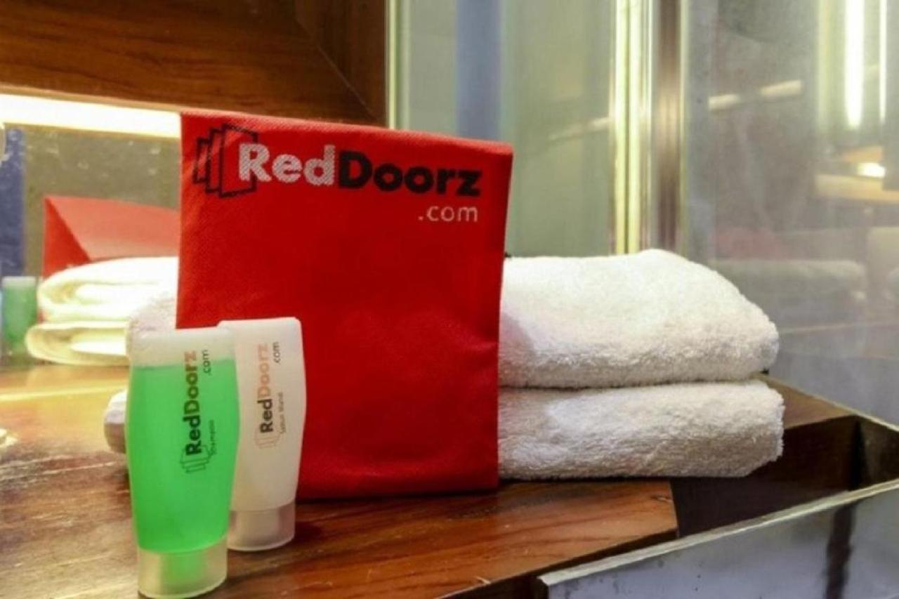 Reddoorz Syariah At Jalan Cilik Riwut Kapuas Hotell Kualakapuas Eksteriør bilde