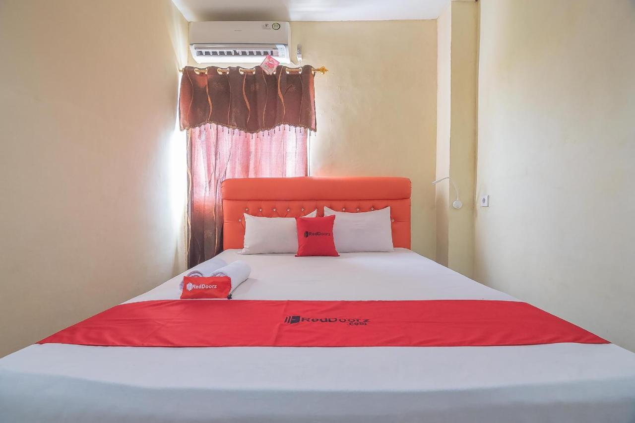 Reddoorz Syariah At Jalan Cilik Riwut Kapuas Hotell Kualakapuas Eksteriør bilde
